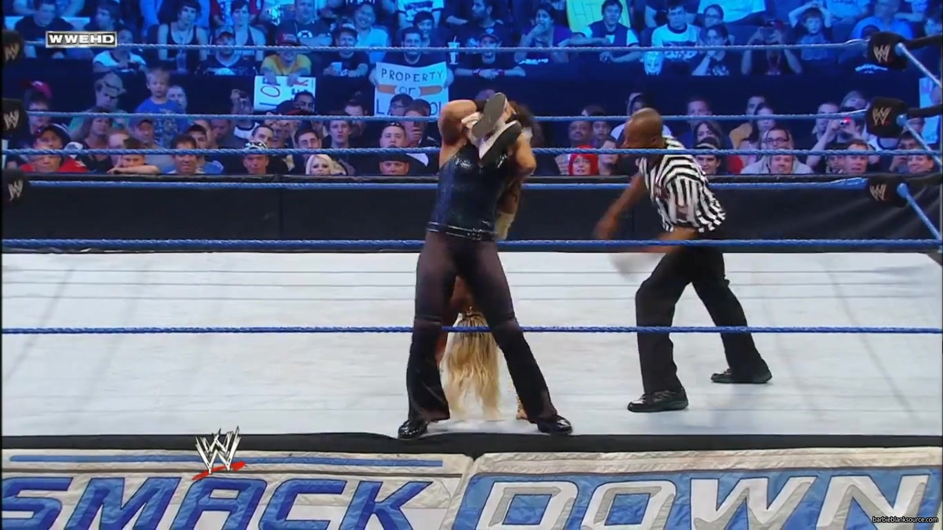 SMACKDOWN_627_AUGUST_262C_2011_629.jpg