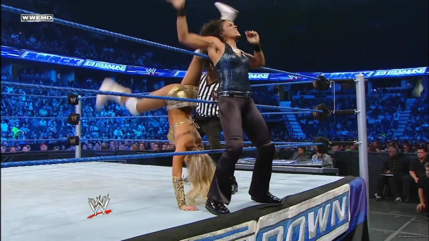 SMACKDOWN_627_AUGUST_262C_2011_633.jpg