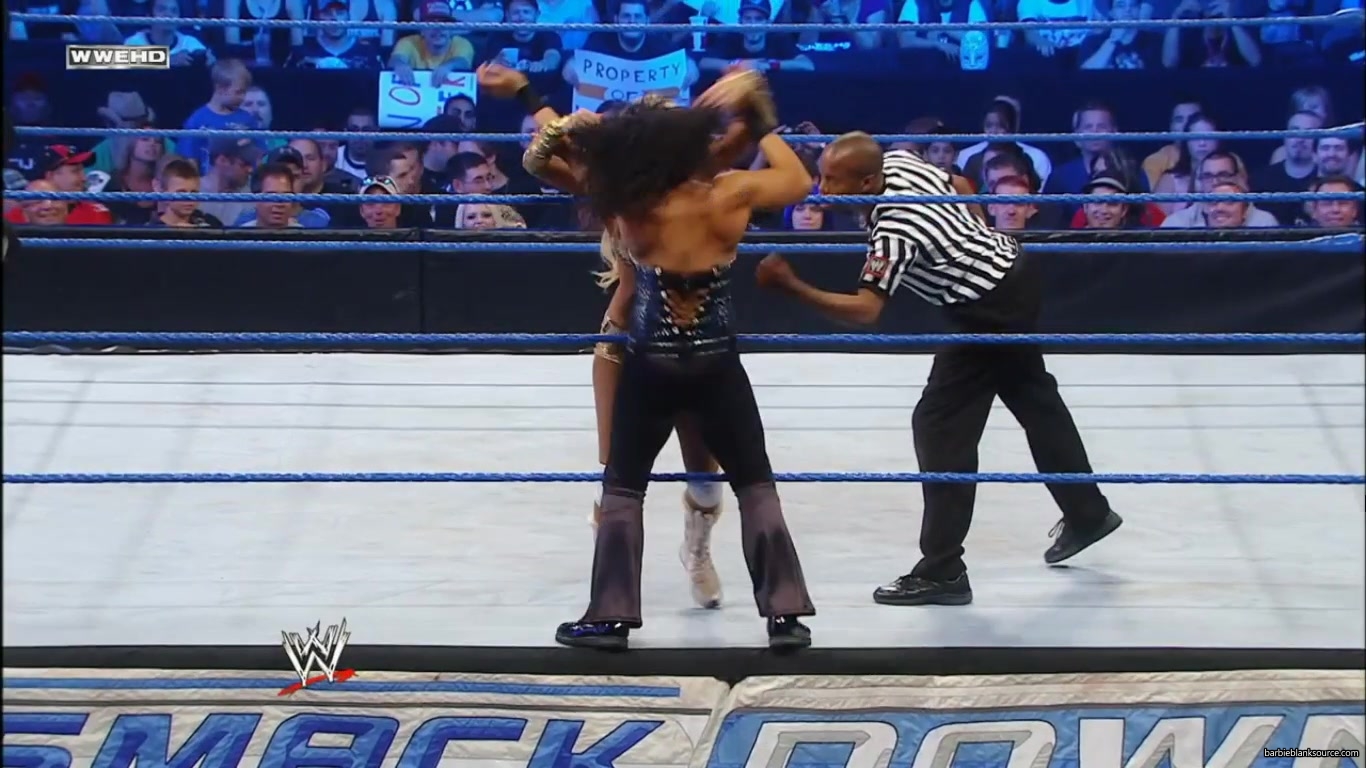 SMACKDOWN_627_AUGUST_262C_2011_642.jpg