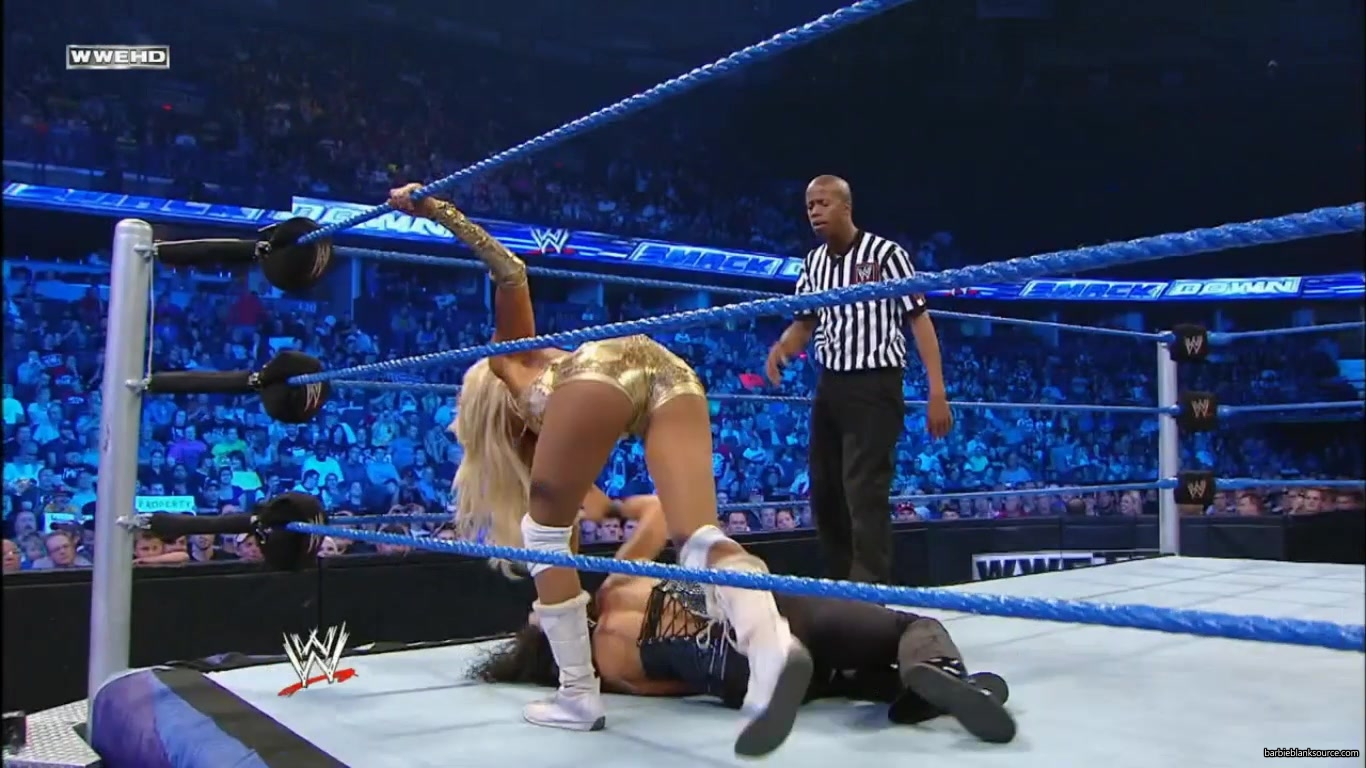 SMACKDOWN_627_AUGUST_262C_2011_792.jpg