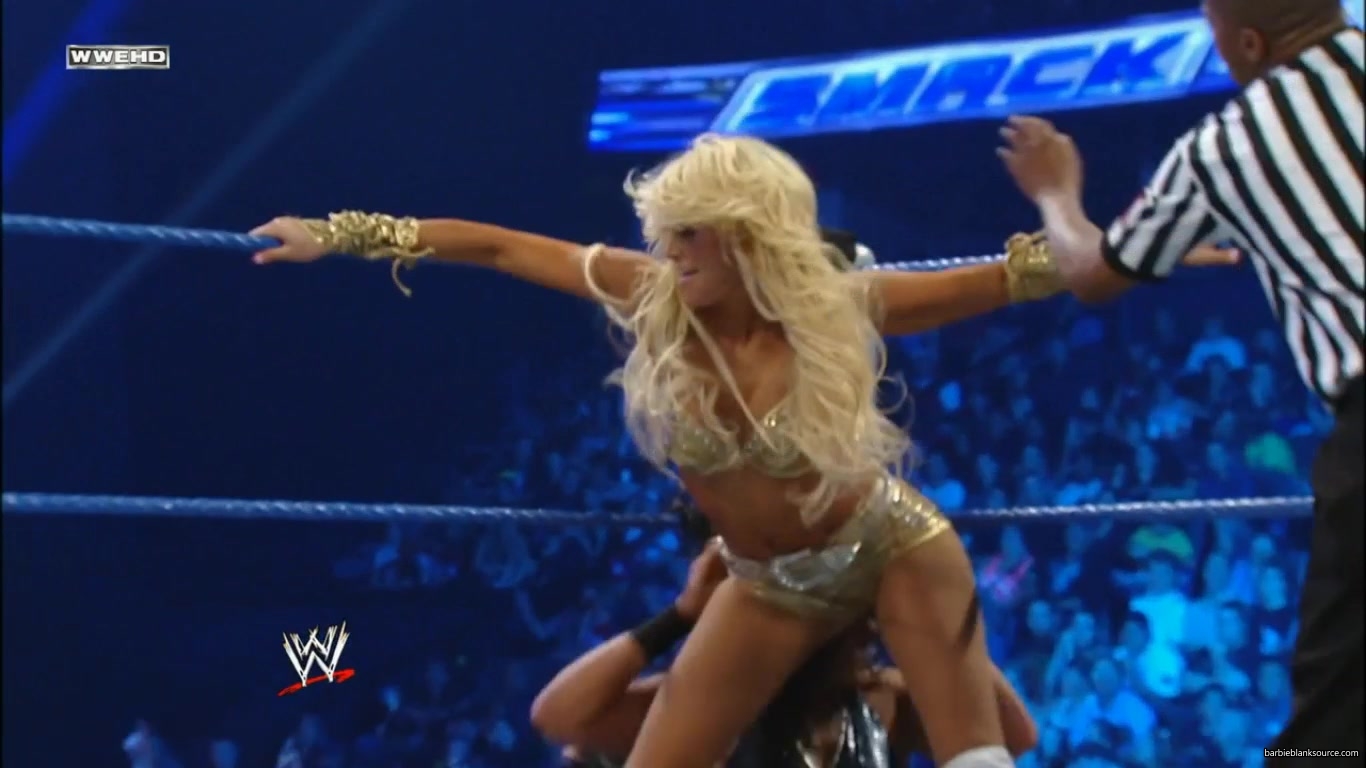 SMACKDOWN_627_AUGUST_262C_2011_827.jpg