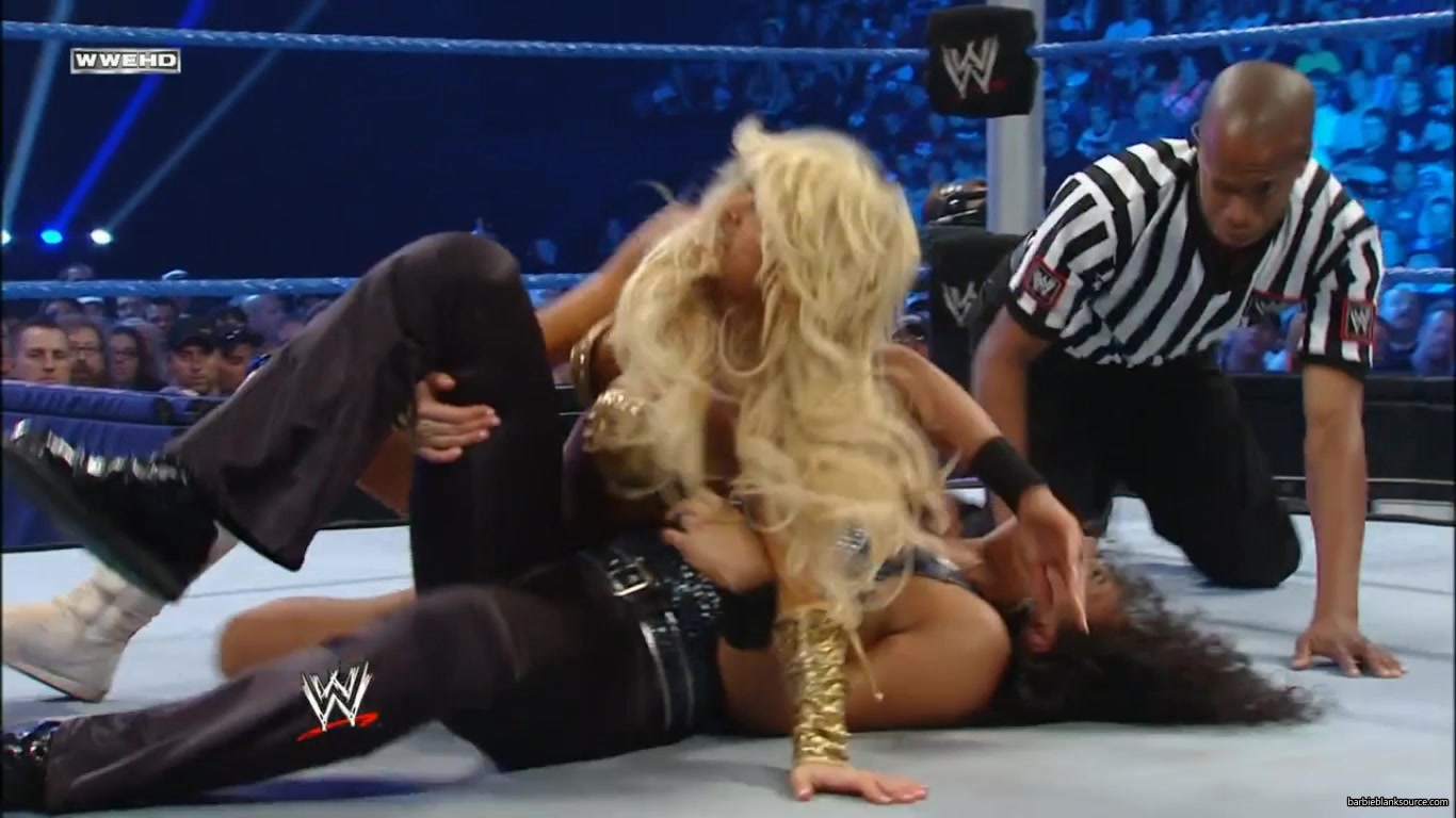 SMACKDOWN_627_AUGUST_262C_2011_892.jpg