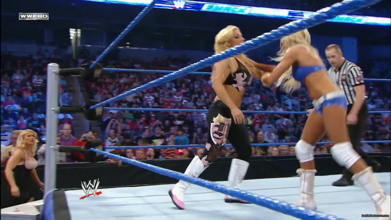 SMACKDOWN_629_SEPTEMBER_092C_2011_441.jpg