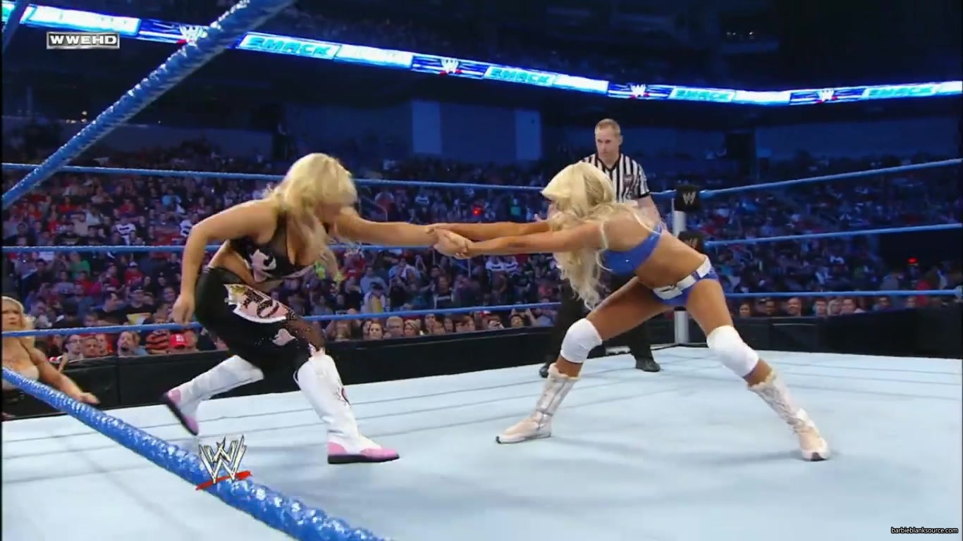 SMACKDOWN_629_SEPTEMBER_092C_2011_444.jpg