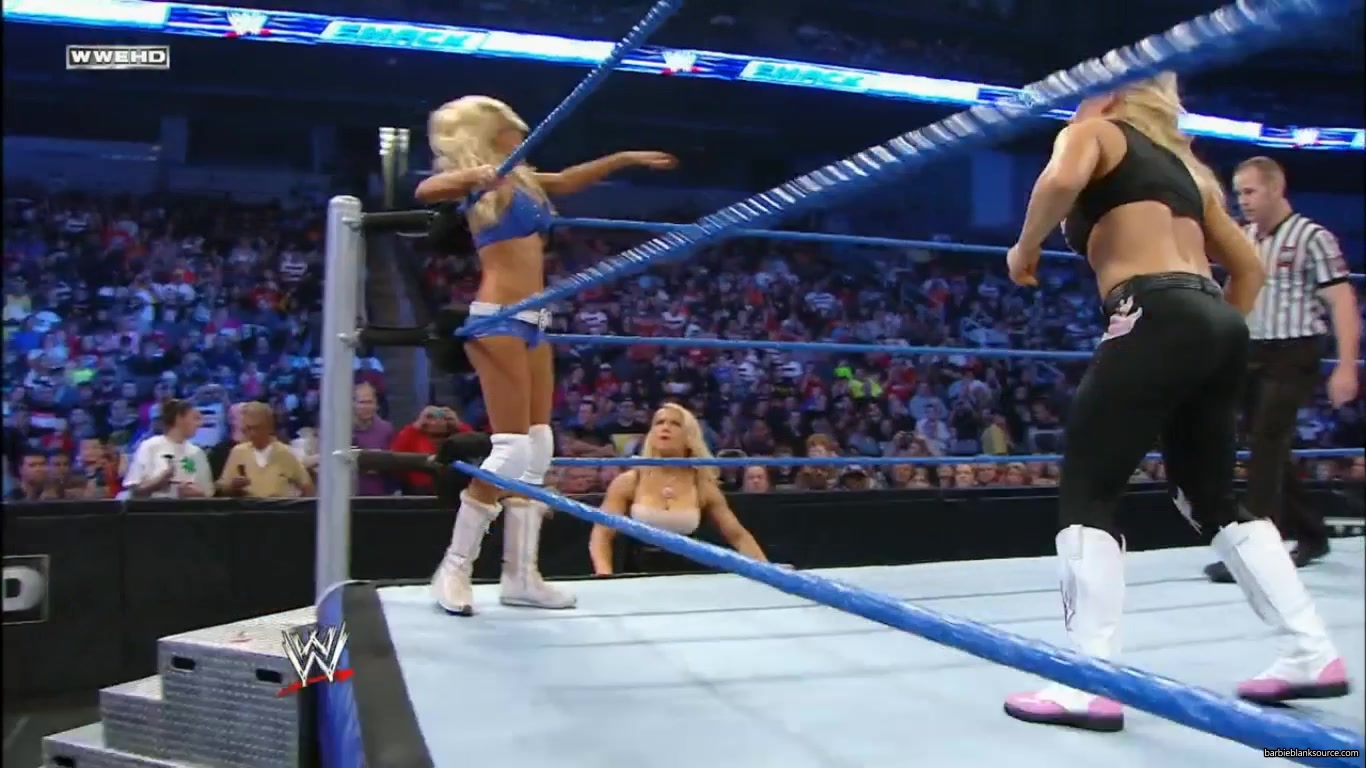 SMACKDOWN_629_SEPTEMBER_092C_2011_447.jpg