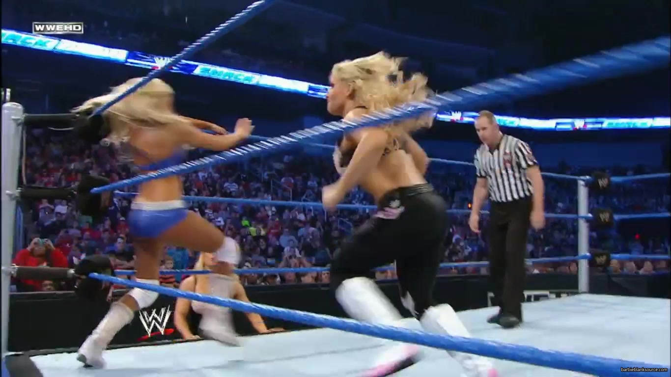 SMACKDOWN_629_SEPTEMBER_092C_2011_449.jpg