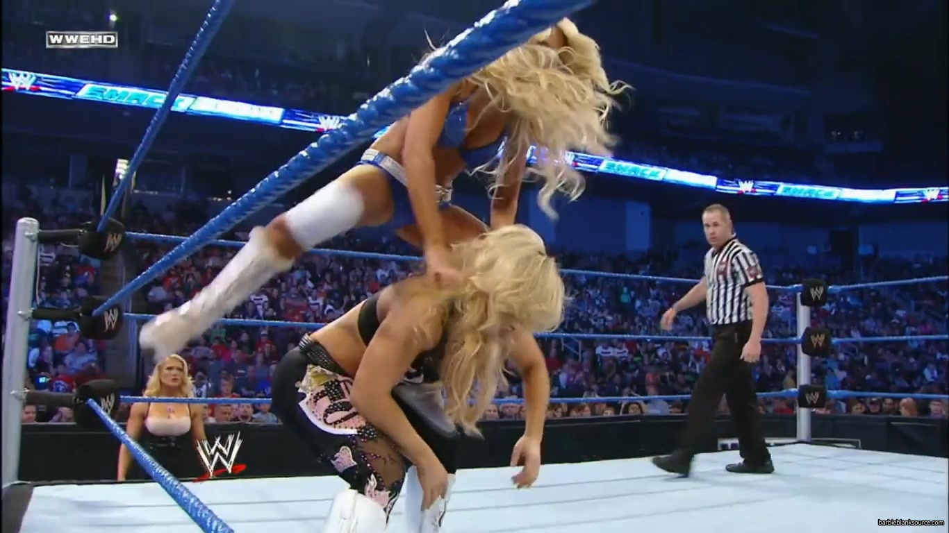 SMACKDOWN_629_SEPTEMBER_092C_2011_471.jpg