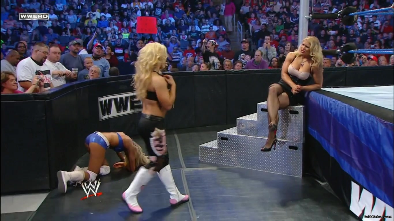 SMACKDOWN_629_SEPTEMBER_092C_2011_546.jpg