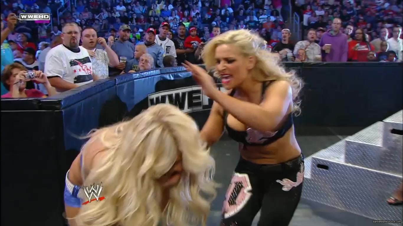 SMACKDOWN_629_SEPTEMBER_092C_2011_558.jpg