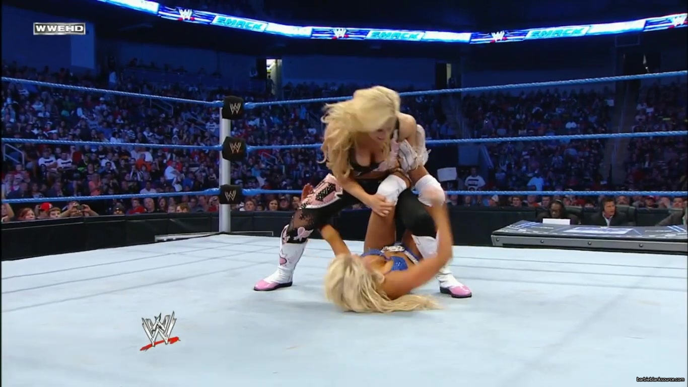 SMACKDOWN_629_SEPTEMBER_092C_2011_837.jpg