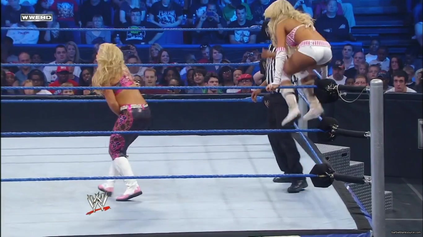 SMACKDOWN_632_SEPTEMBER_302C_2011_283.jpg