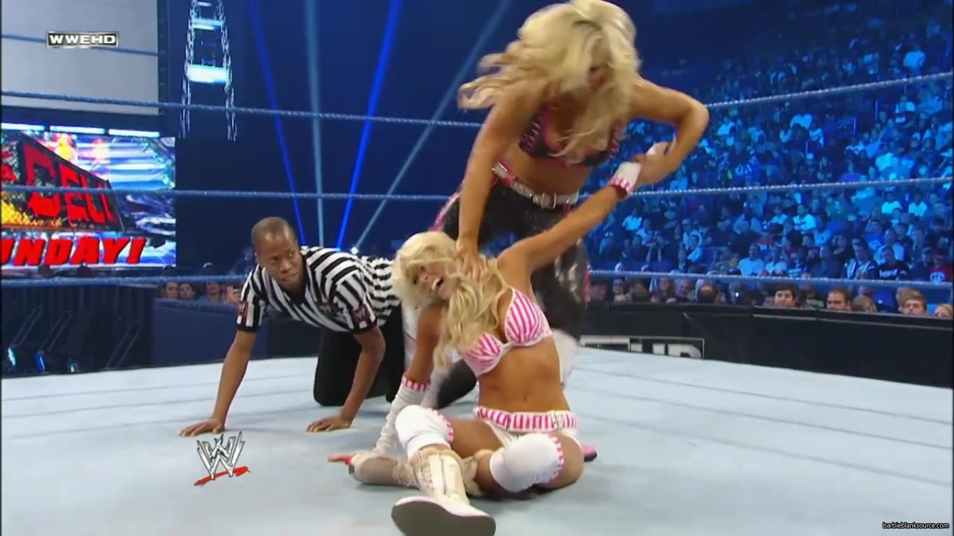 SMACKDOWN_632_SEPTEMBER_302C_2011_334.jpg SMACKDOWN_632_SEPTEMBER_302C_2011_334.jpg