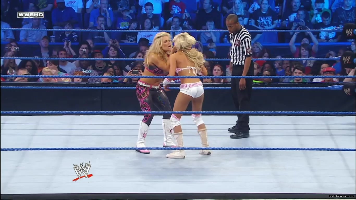 SMACKDOWN_632_SEPTEMBER_302C_2011_400.jpg