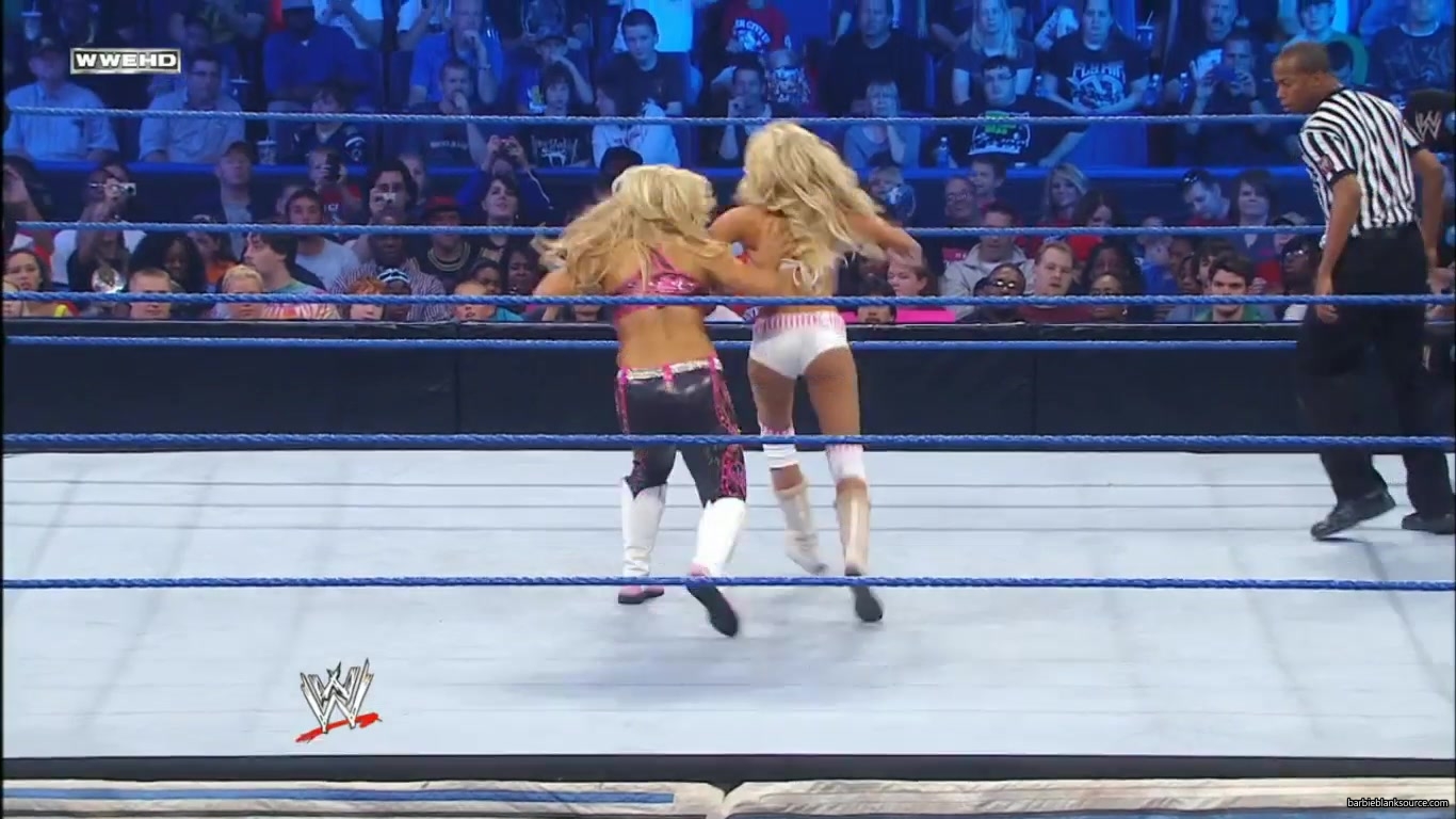 SMACKDOWN_632_SEPTEMBER_302C_2011_410.jpg