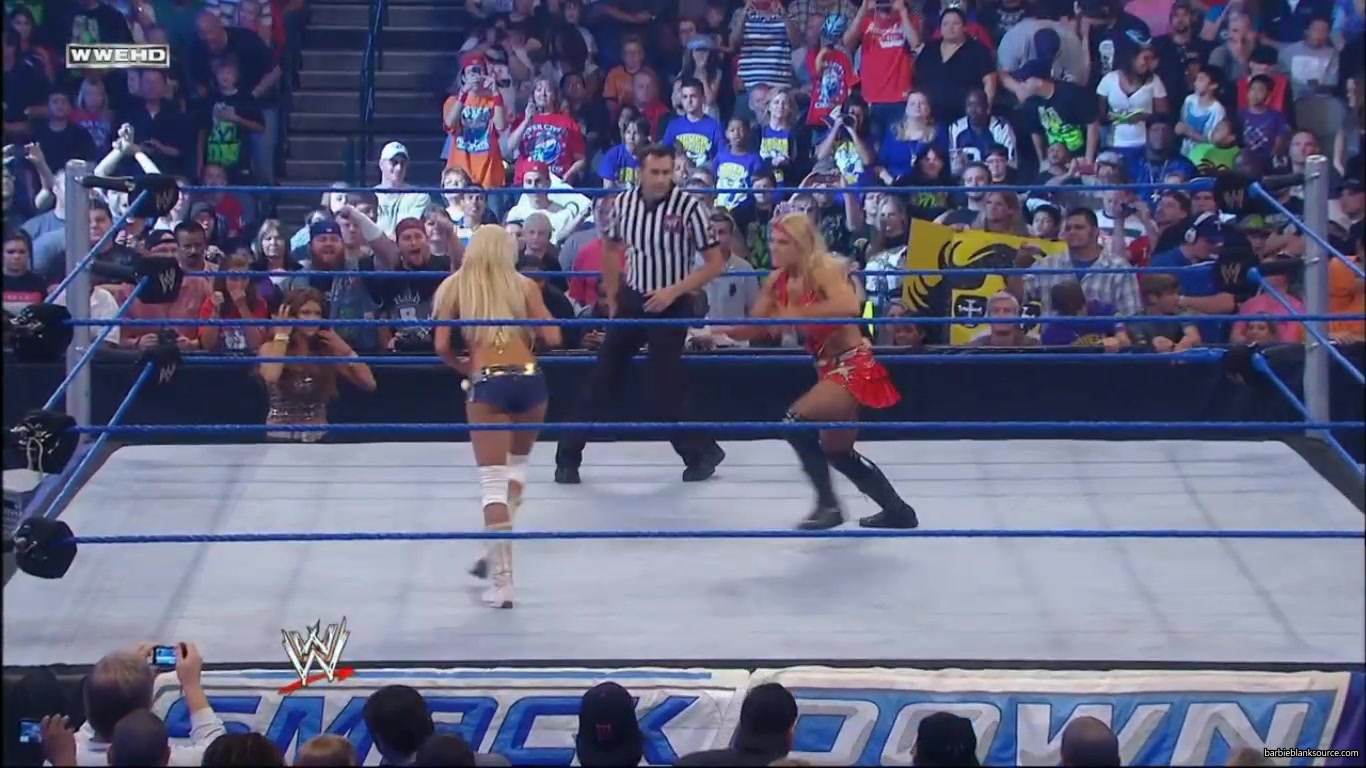 SMACKDOWN_634_OCTOBER_142C_2011_0700.jpg