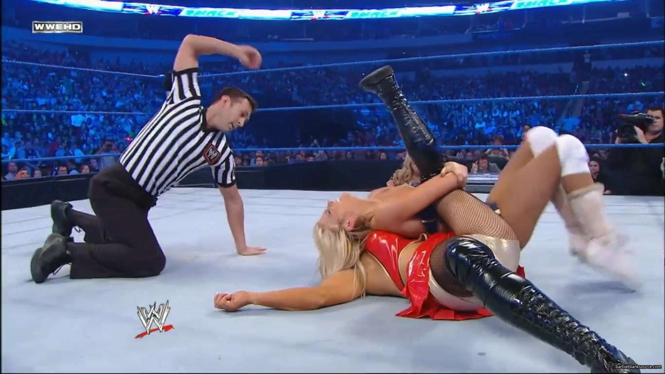 SMACKDOWN_634_OCTOBER_142C_2011_0869.jpg