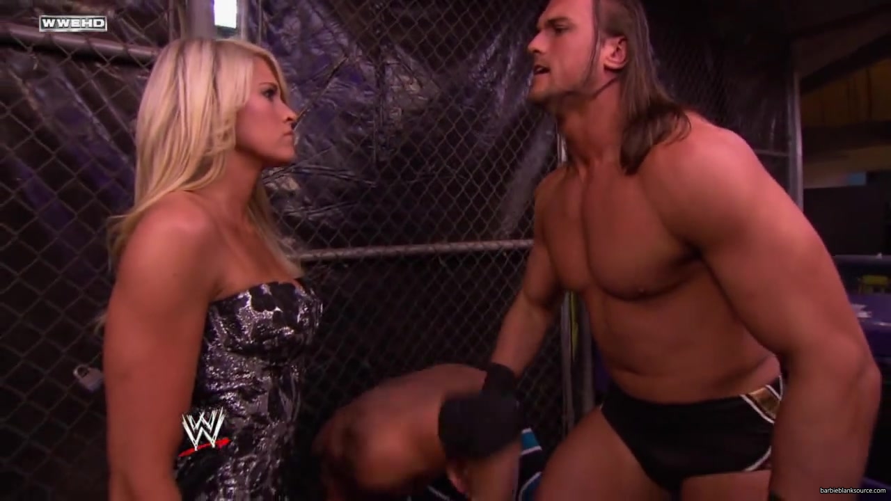 SmackDown__Kelly_Kelly_tells_Drew_McIntyre_to_grow_up_054.jpg