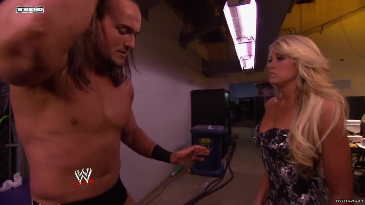 SmackDown__Kelly_Kelly_tells_Drew_McIntyre_to_grow_up_075.jpg