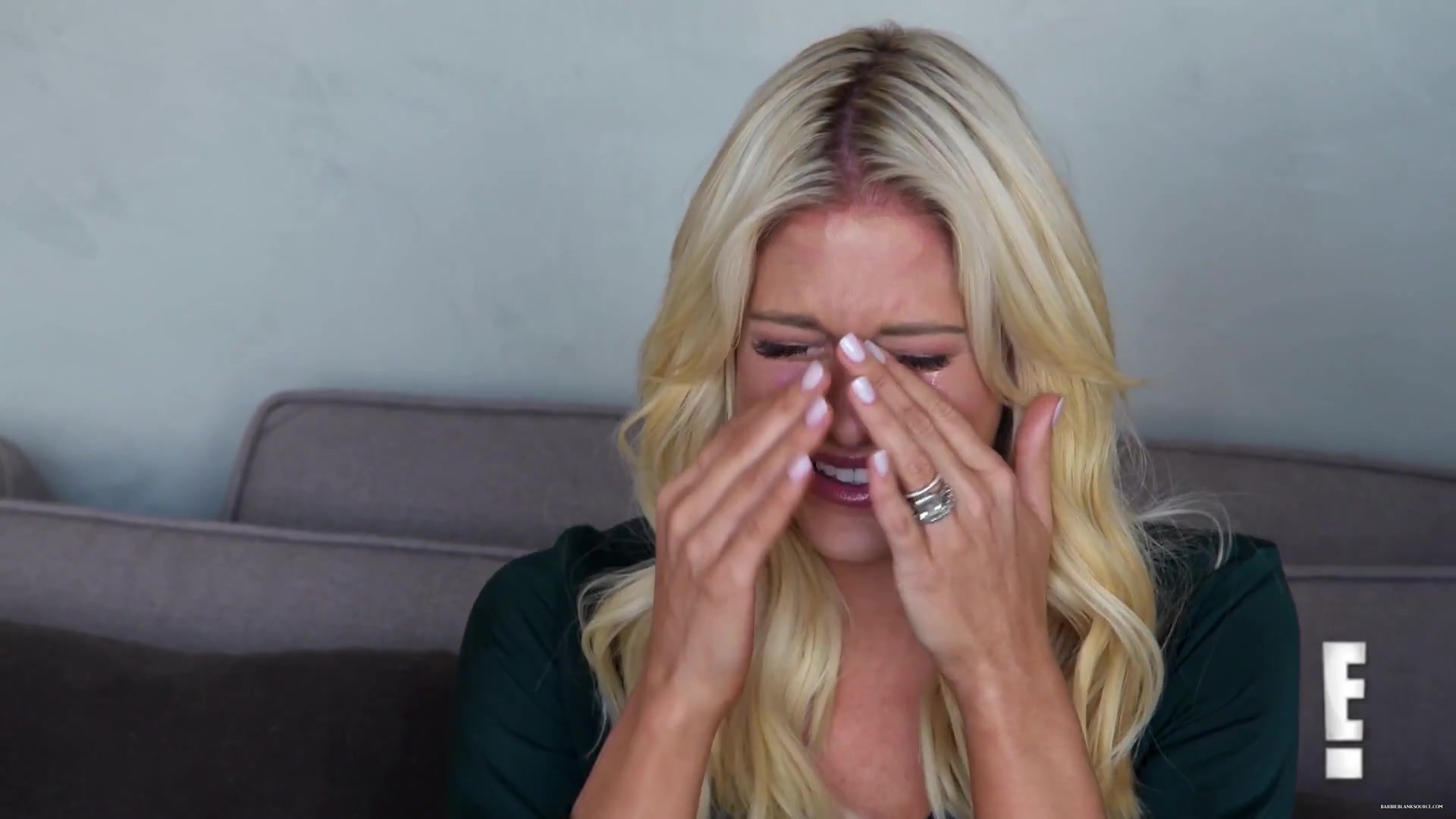 WAGS_7C_Tyler_Henry_Makes_22WAGS22_Star_Get_Emotional_7C_E21_133.jpg