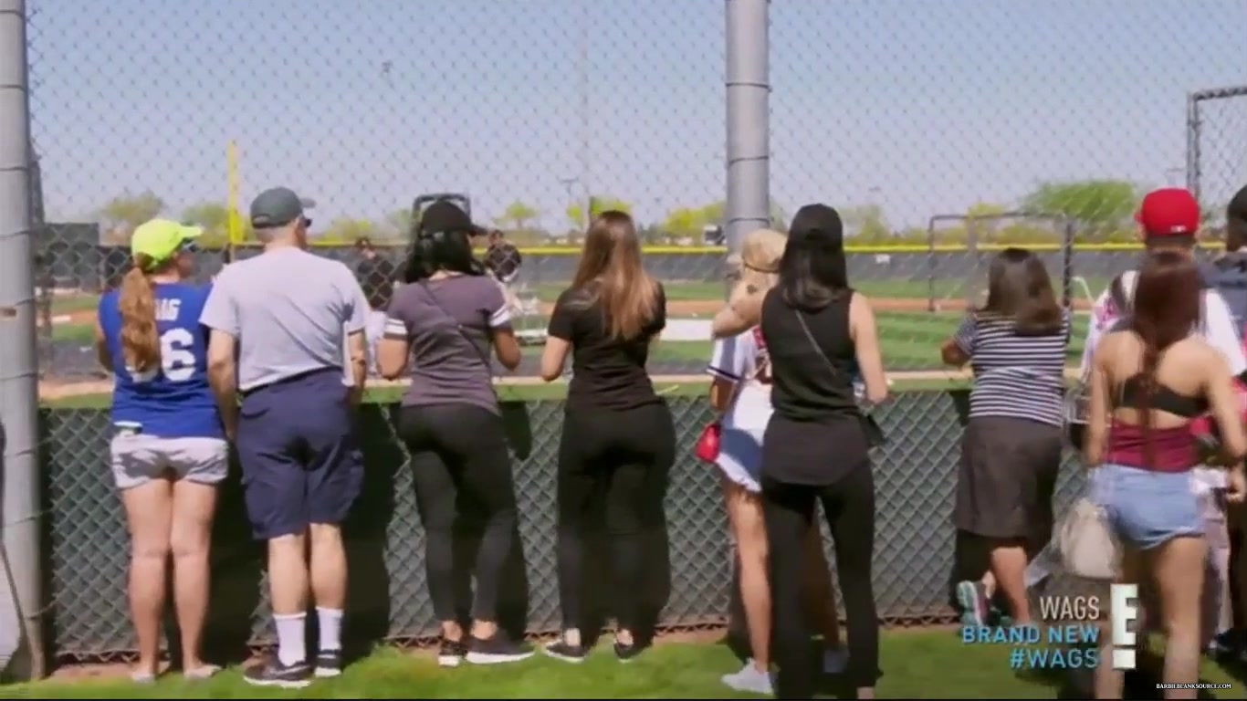 WAGS_S02E02_Foul_Play_HDTV_x264-5BNY25D_1189.jpg