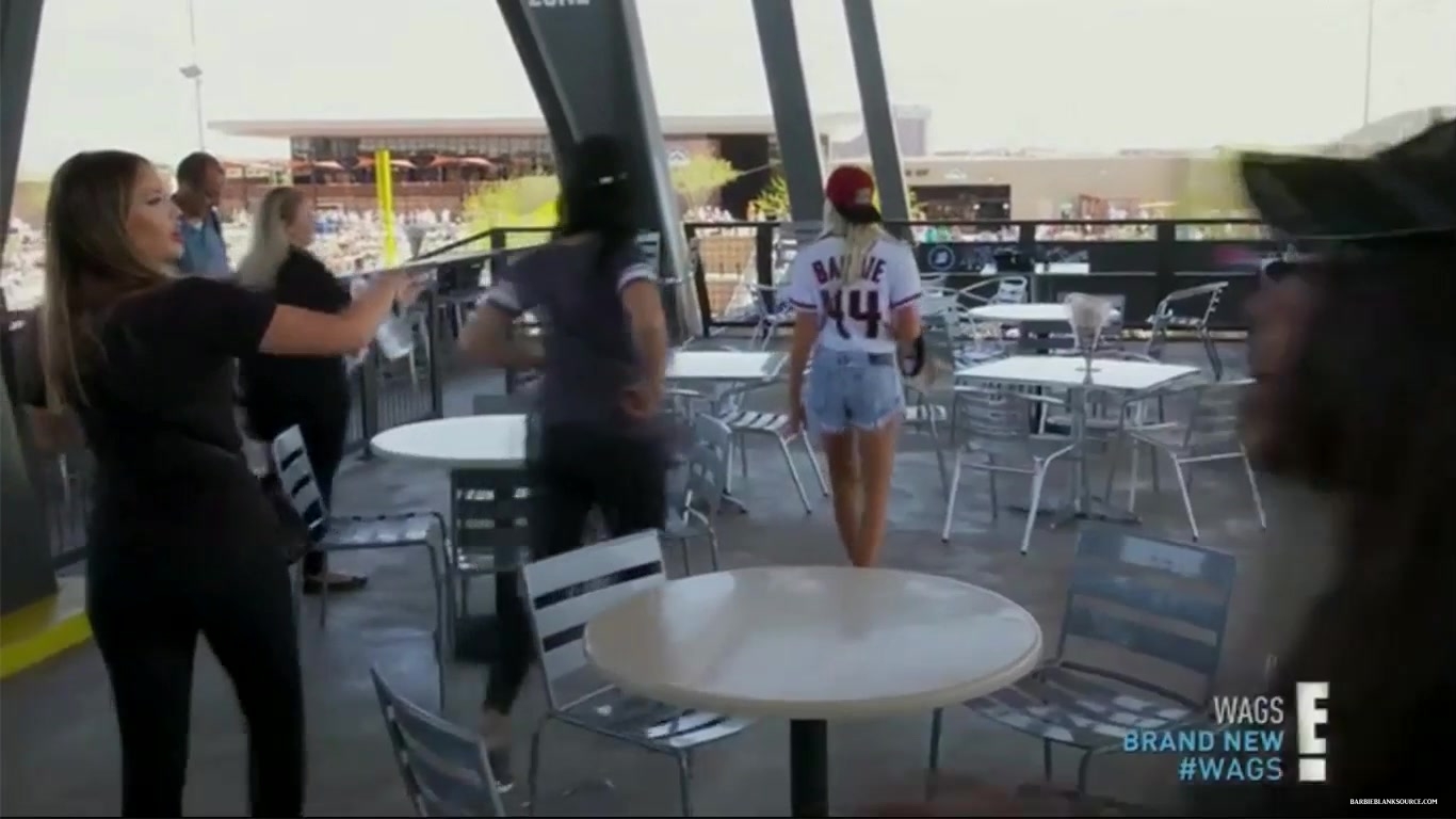 WAGS_S02E02_Foul_Play_HDTV_x264-5BNY25D_1570.jpg WAGS_S02E02_Foul_Play_HDTV_x264-5BNY25D_1570.jpg