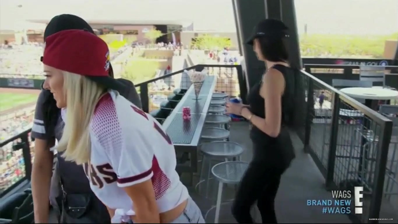 WAGS_S02E02_Foul_Play_HDTV_x264-5BNY25D_1587.jpg