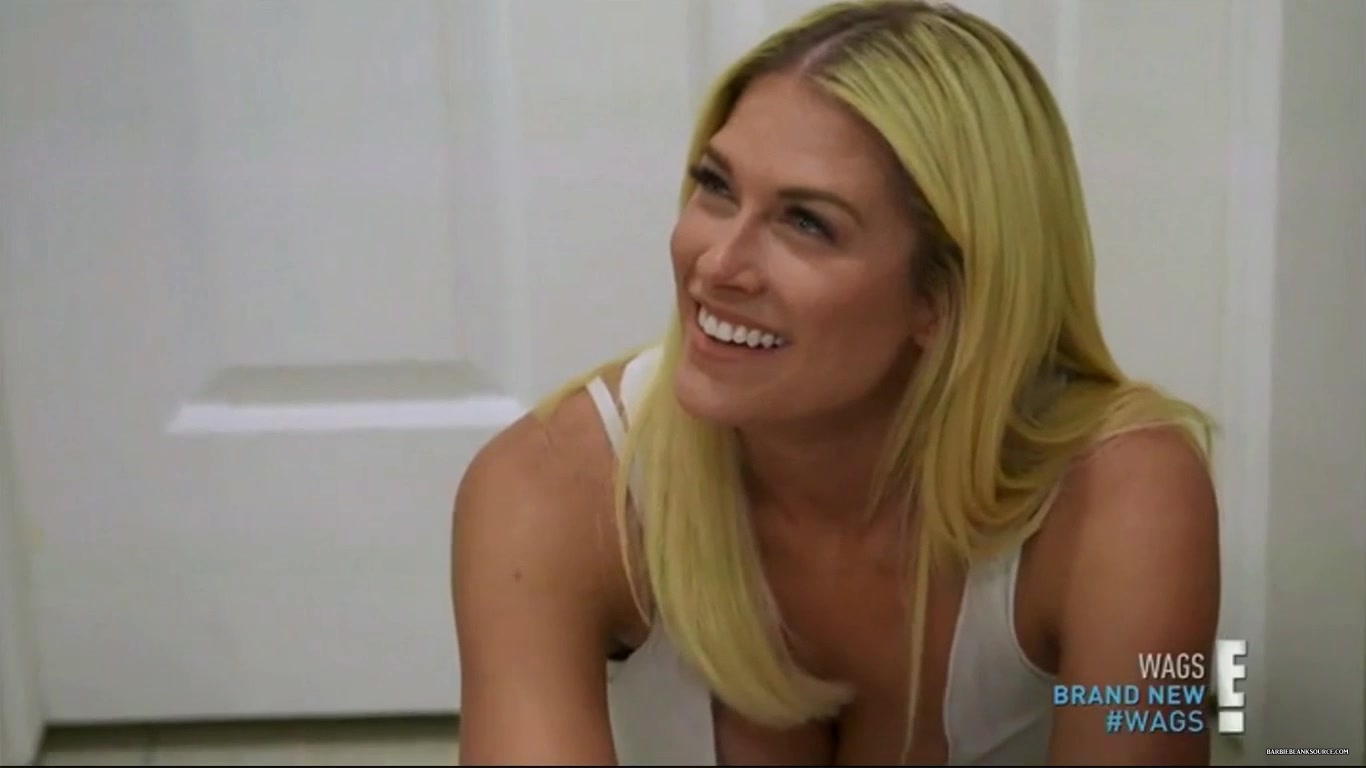 WAGS_S02E02_Foul_Play_HDTV_x264-5BNY25D_2649.jpg