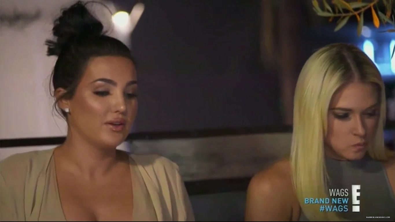 WAGS_S02E02_Foul_Play_HDTV_x264-5BNY25D_3208.jpg