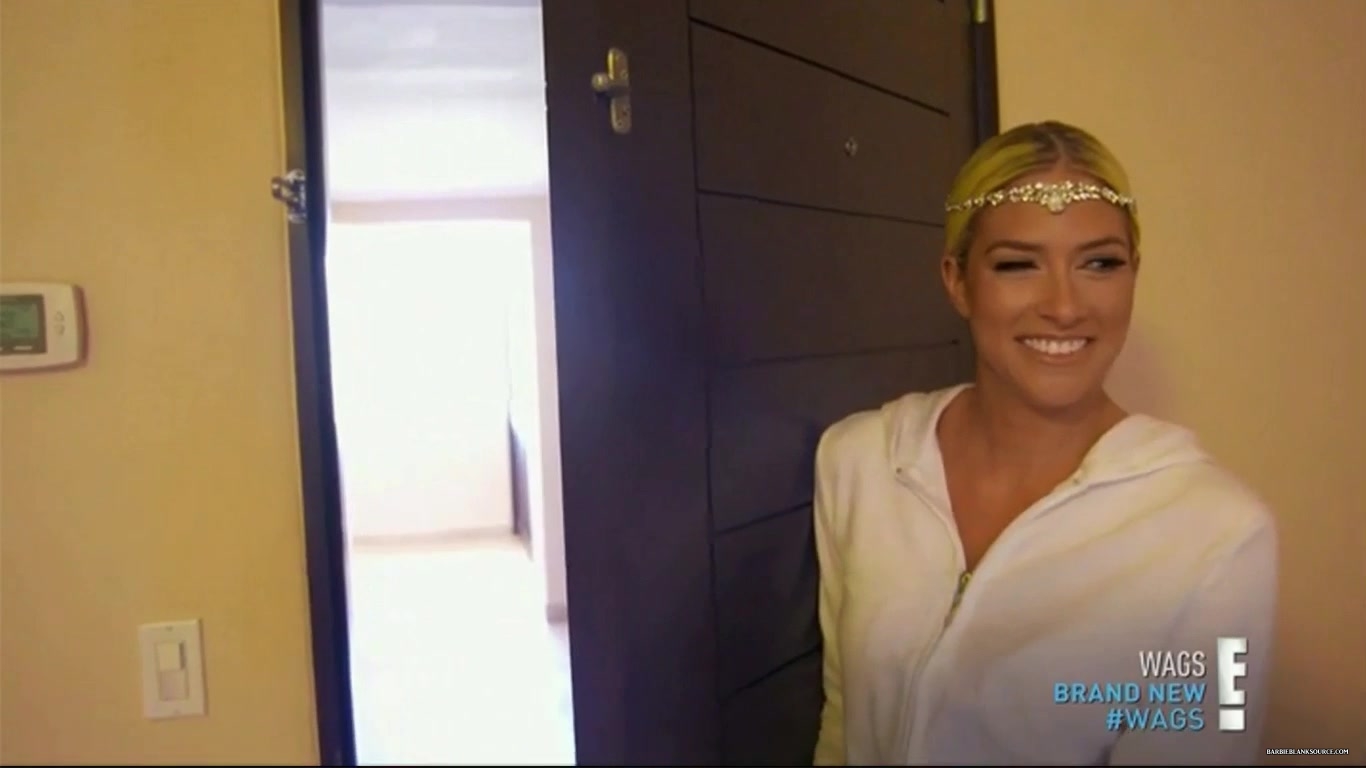 WAGS_S02E06_A_Wag_Wedding_HDTV_x264-CRiMSON_2158.jpg
