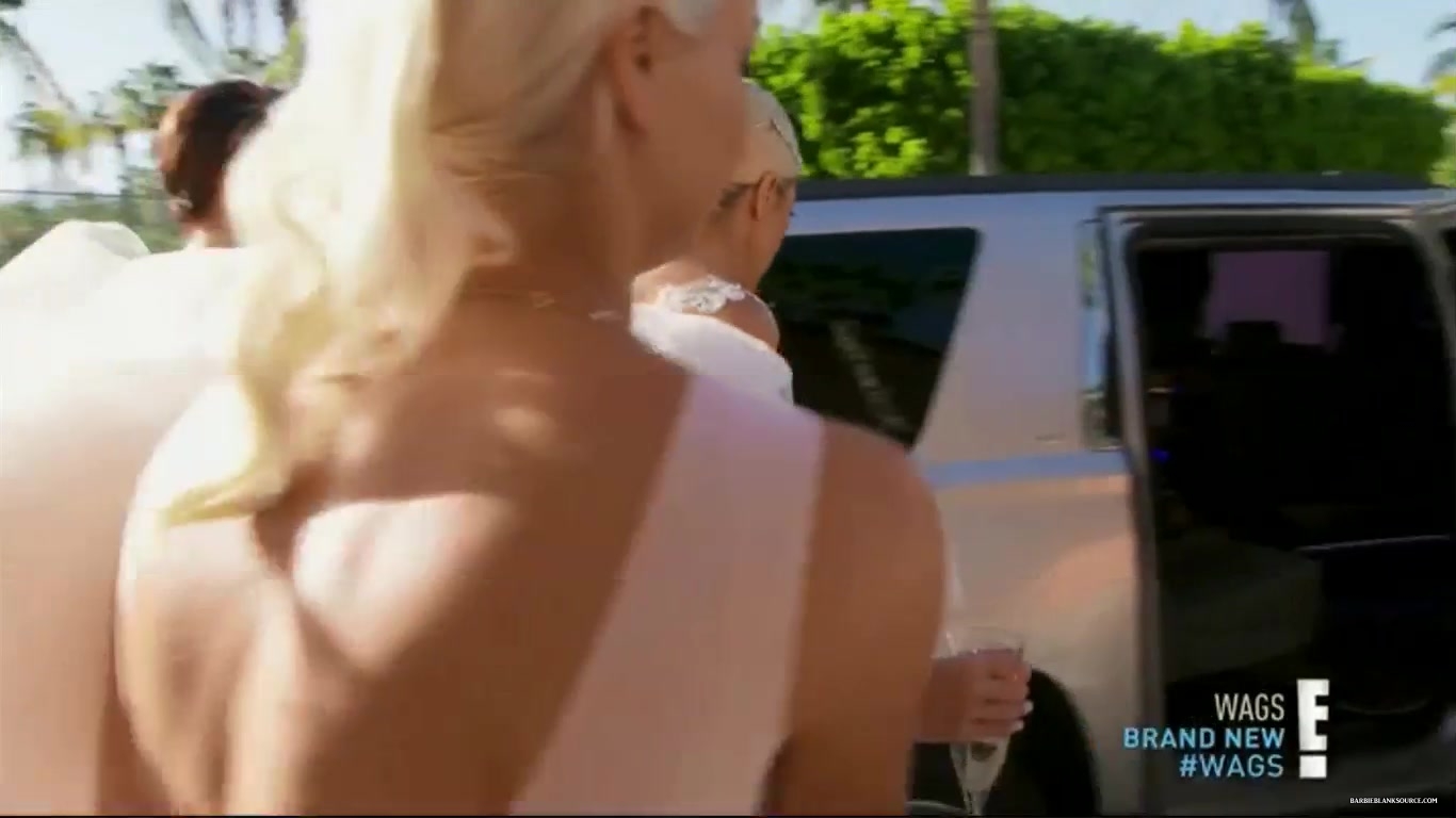 WAGS_S02E06_A_Wag_Wedding_HDTV_x264-CRiMSON_2254.jpg