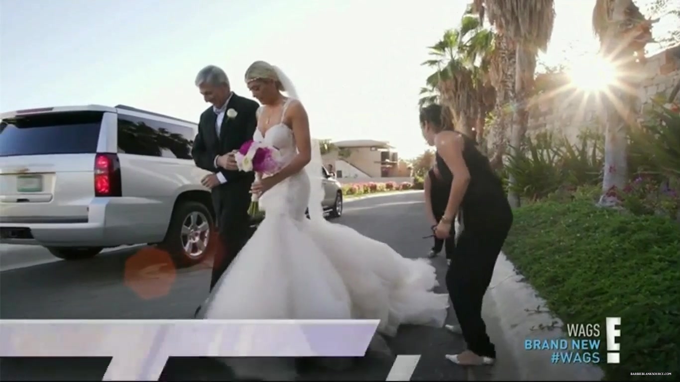 WAGS_S02E06_A_Wag_Wedding_HDTV_x264-CRiMSON_2672.jpg