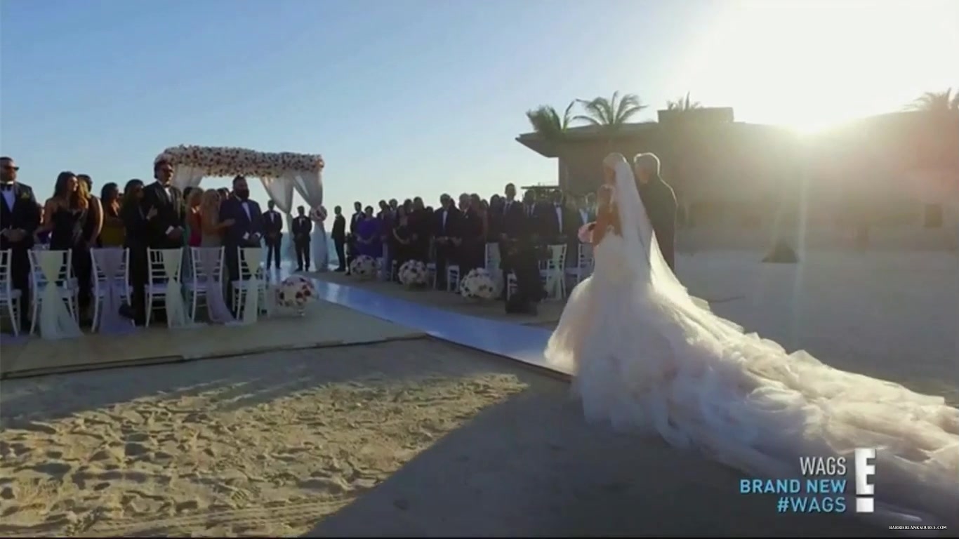 WAGS_S02E06_A_Wag_Wedding_HDTV_x264-CRiMSON_2712.jpg