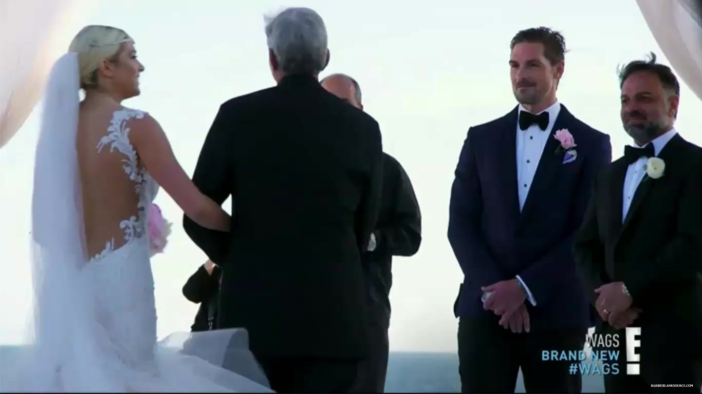 WAGS_S02E06_A_Wag_Wedding_HDTV_x264-CRiMSON_2726.jpg