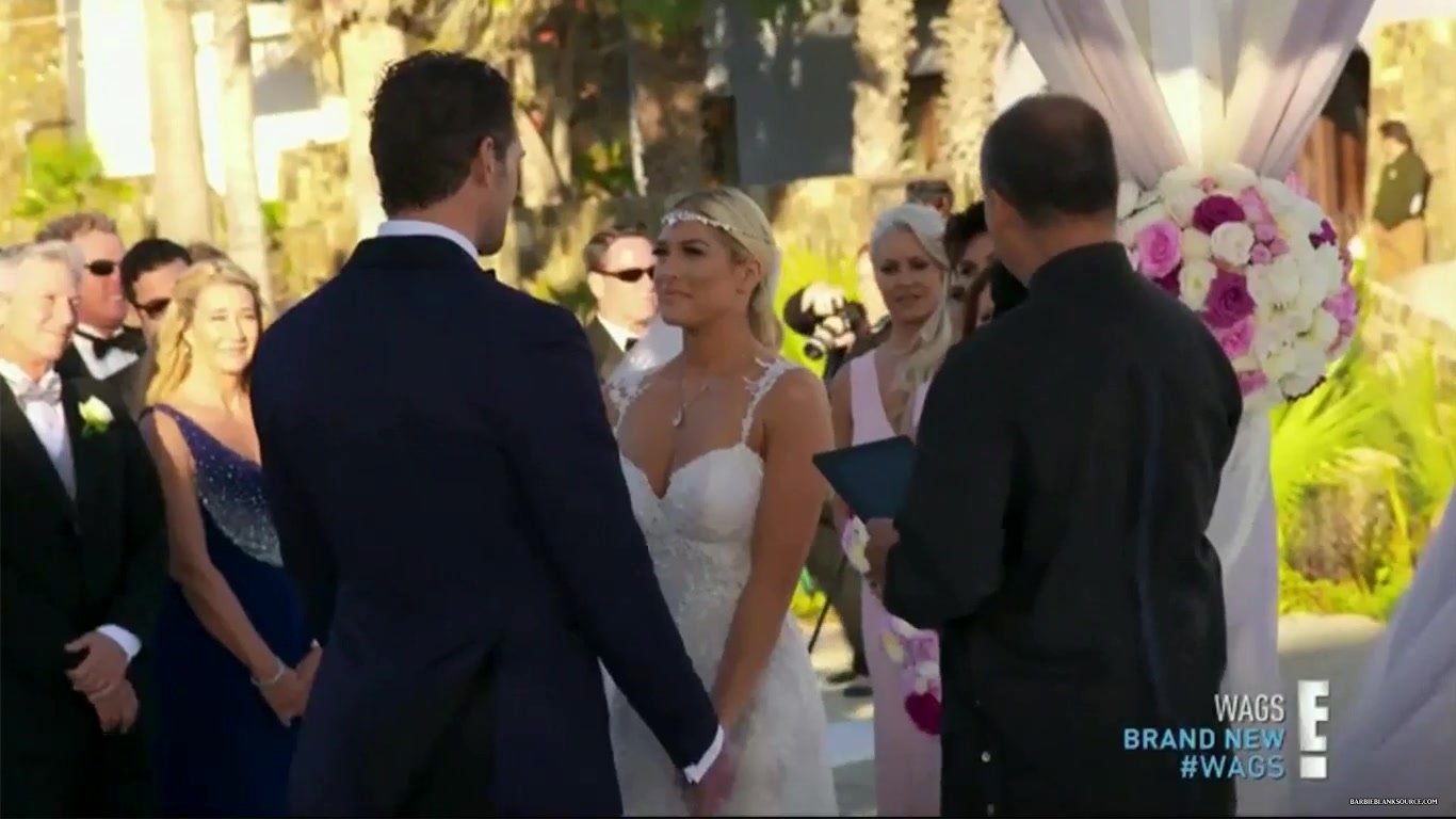 WAGS_S02E06_A_Wag_Wedding_HDTV_x264-CRiMSON_2739.jpg