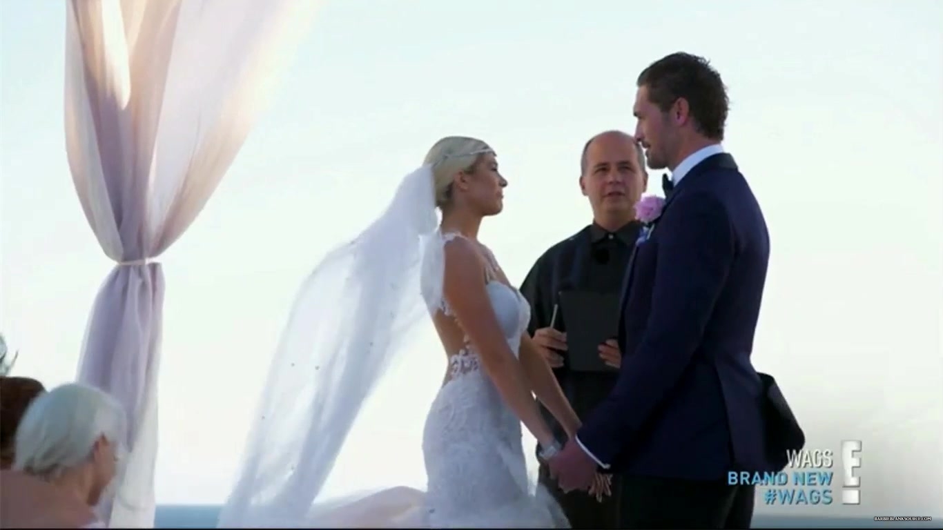 WAGS_S02E06_A_Wag_Wedding_HDTV_x264-CRiMSON_2745.jpg
