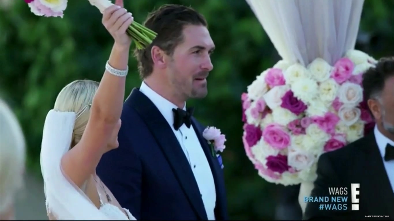 WAGS_S02E06_A_Wag_Wedding_HDTV_x264-CRiMSON_3030.jpg