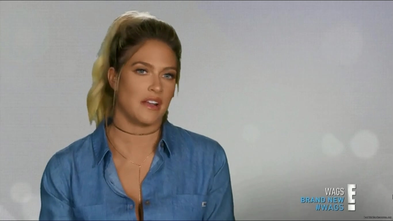 WAGS_S02E08_Moving_On_Out_HDTV_x264-CRiMSON_1024.jpg WAGS_S02E08_Moving_On_Out_HDTV_x264-CRiMSON_1024.jpg