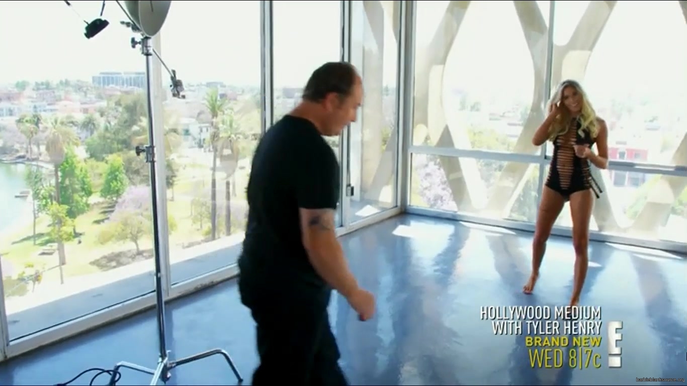 WAGS_S02E08_Moving_On_Out_HDTV_x264-CRiMSON_2295.jpg WAGS_S02E08_Moving_On_Out_HDTV_x264-CRiMSON_2295.jpg