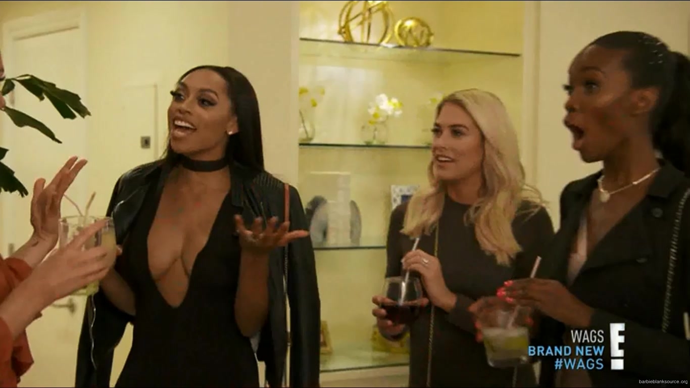 WAGS_S02E10_Pegging_Party_HDTV_x264-CRiMSON_2728.jpg