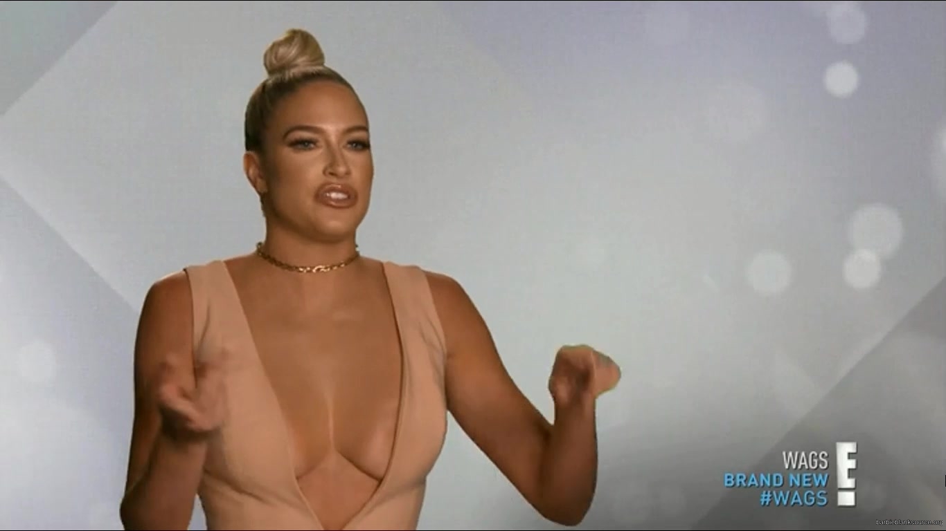 WAGS_S02E10_Pegging_Party_HDTV_x264-CRiMSON_3302.jpg