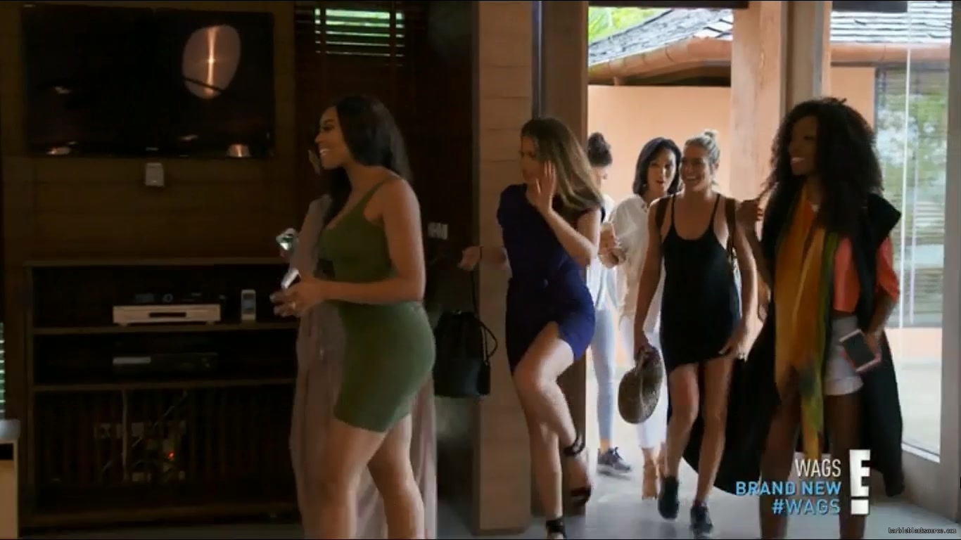 WAGS_S02E11_Trouble_in_Paradise_HDTV_x264-RBB_1408.jpg
