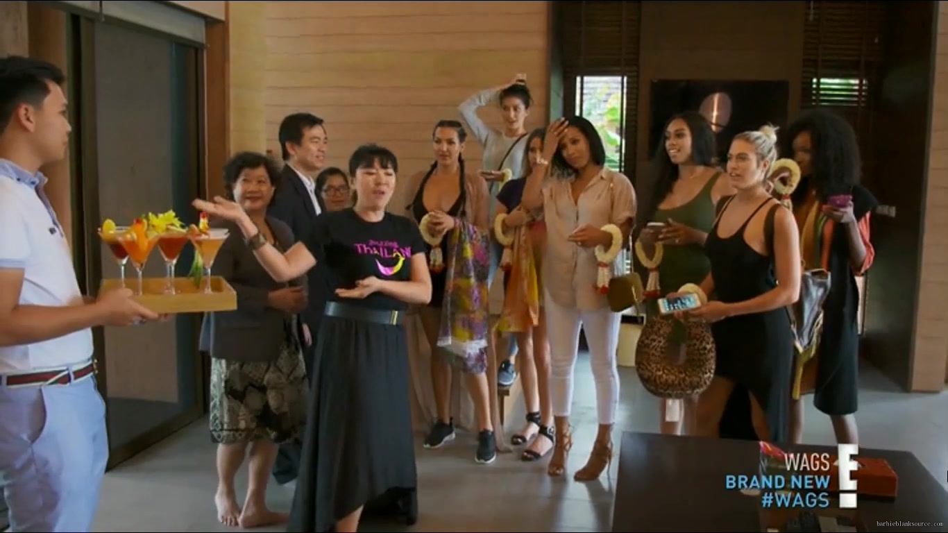 WAGS_S02E11_Trouble_in_Paradise_HDTV_x264-RBB_1495.jpg