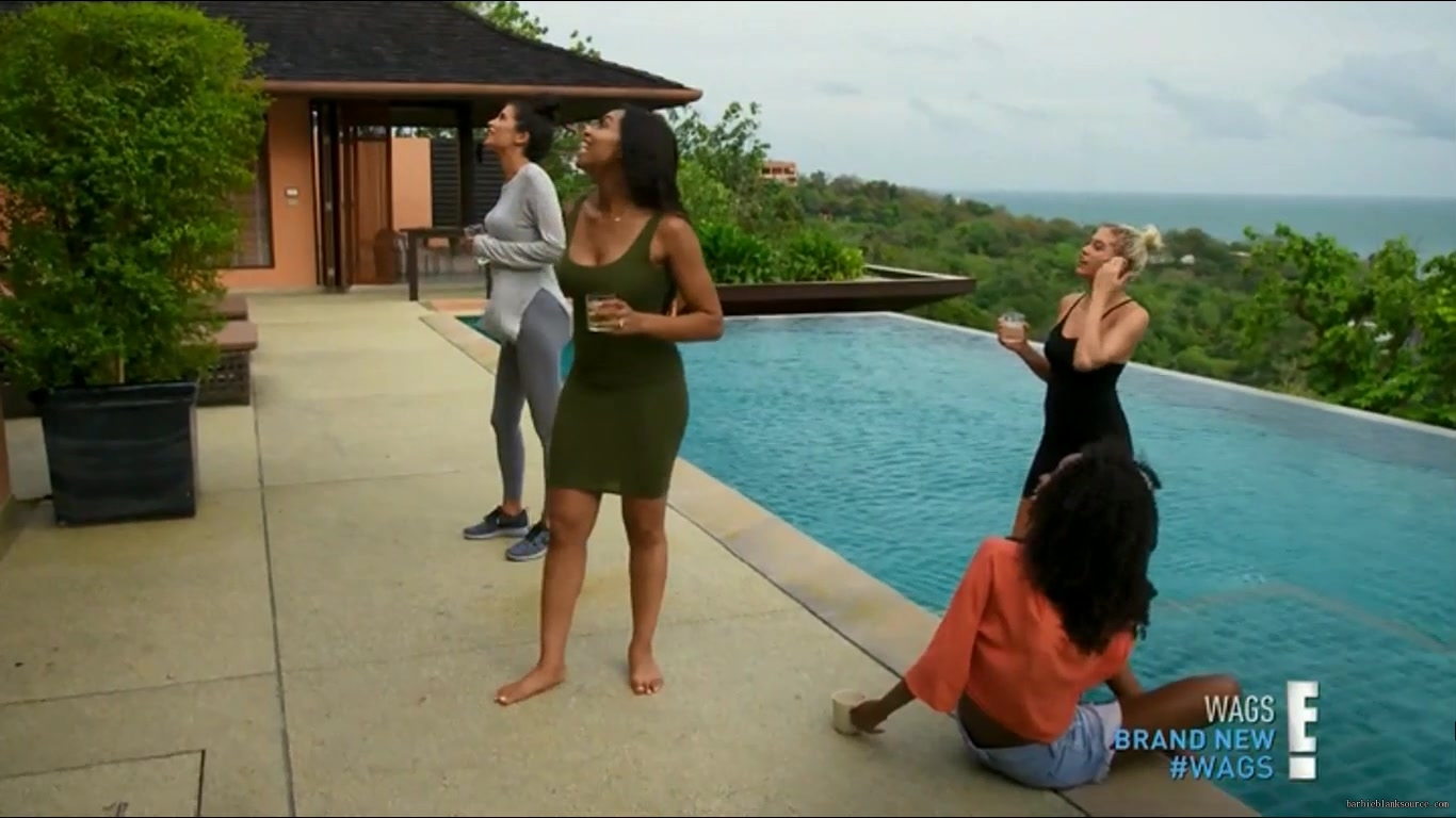 WAGS_S02E11_Trouble_in_Paradise_HDTV_x264-RBB_1696.jpg