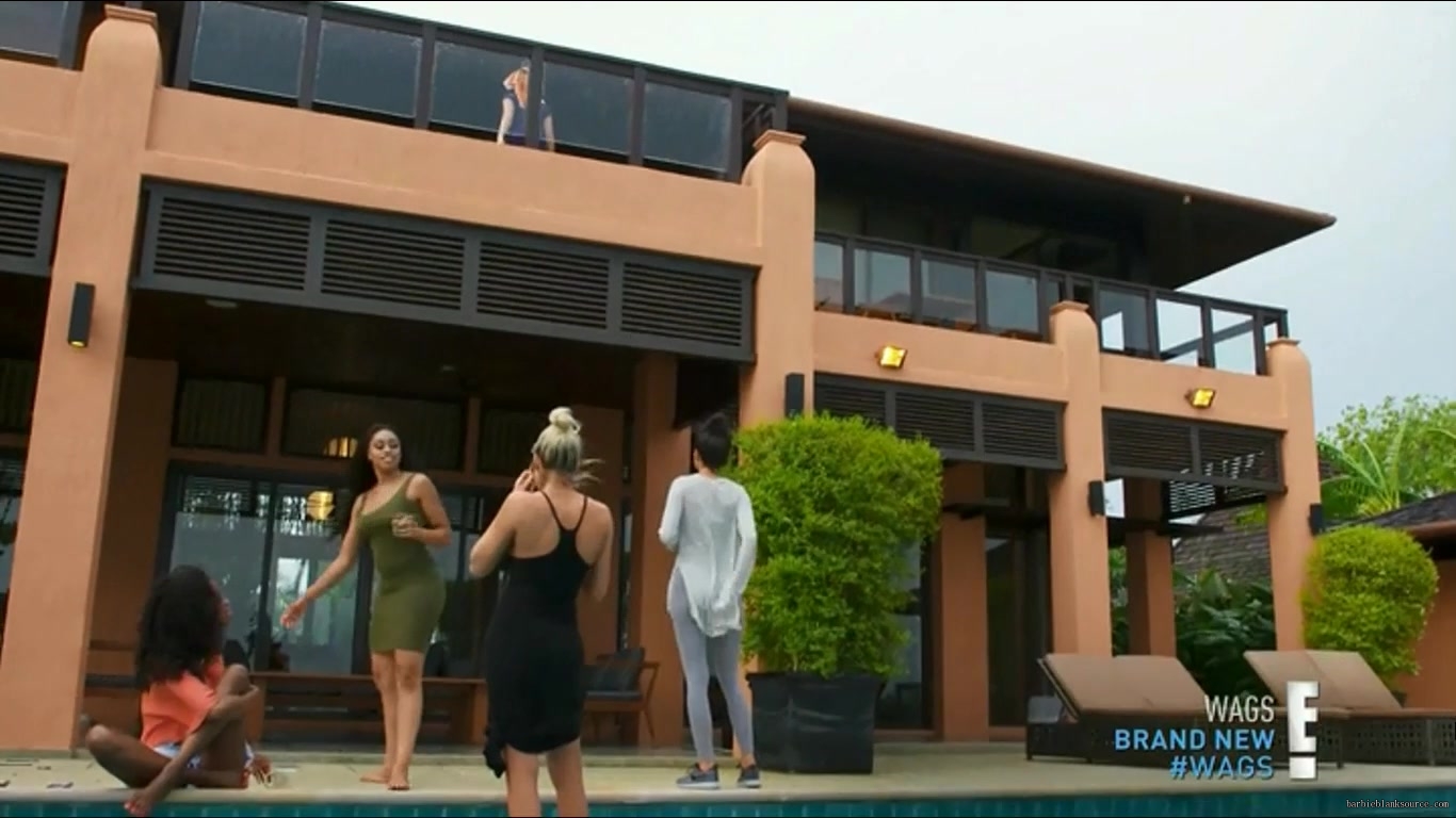 WAGS_S02E11_Trouble_in_Paradise_HDTV_x264-RBB_1699.jpg