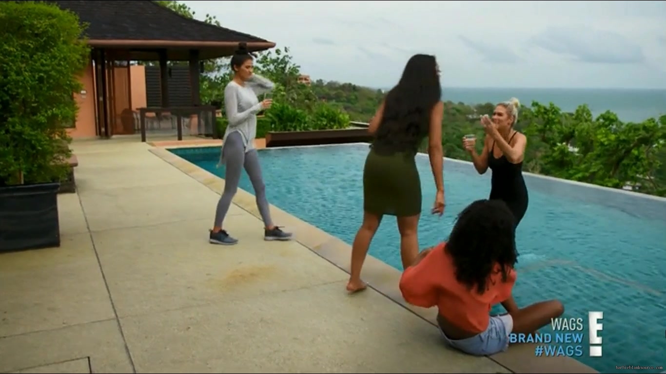 WAGS_S02E11_Trouble_in_Paradise_HDTV_x264-RBB_1707.jpg WAGS_S02E11_Trouble_in_Paradise_HDTV_x264-RBB_1707.jpg