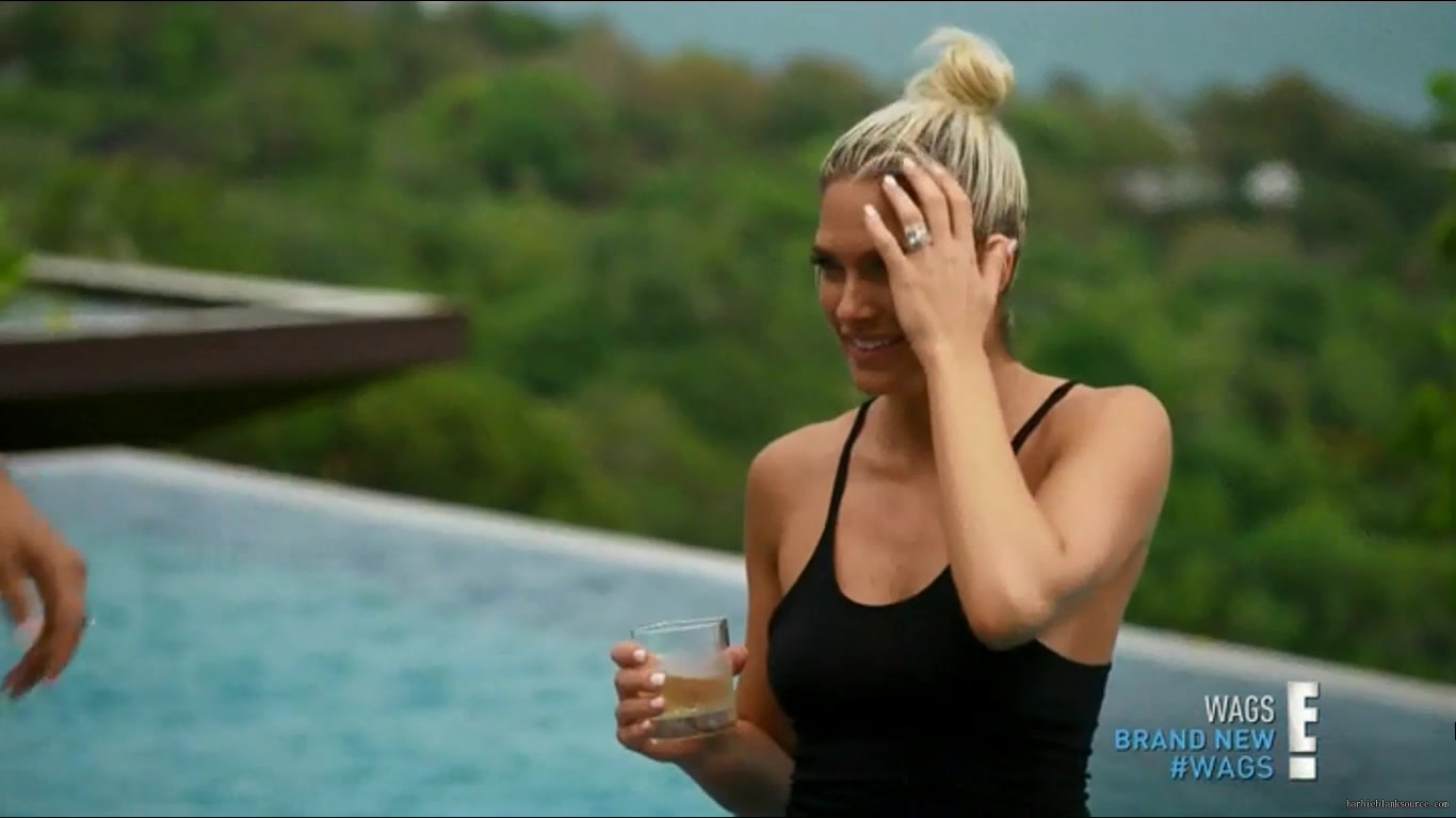 WAGS_S02E11_Trouble_in_Paradise_HDTV_x264-RBB_1746.jpg