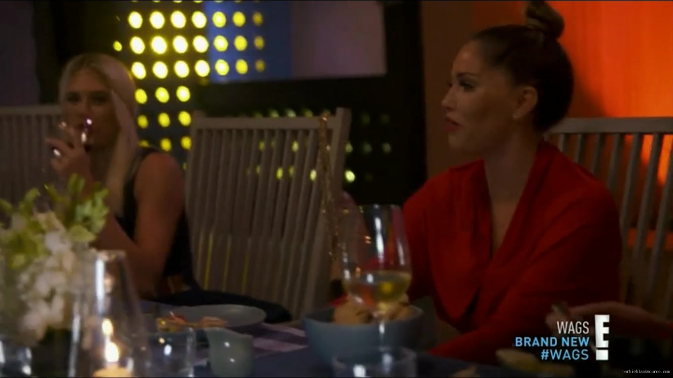 WAGS_S02E11_Trouble_in_Paradise_HDTV_x264-RBB_1903.jpg