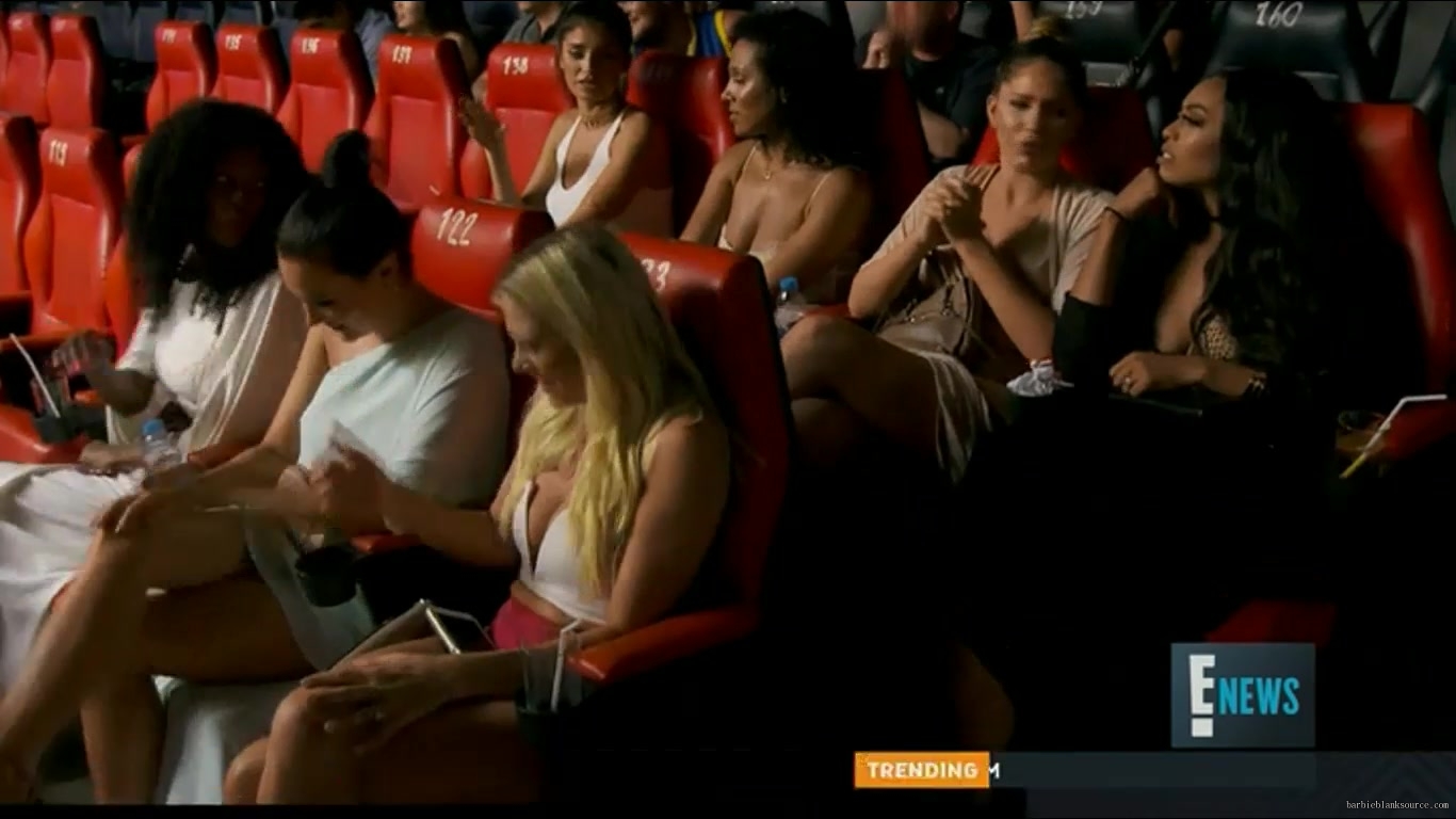 WAGS_S02E11_Trouble_in_Paradise_HDTV_x264-RBB_3113.jpg