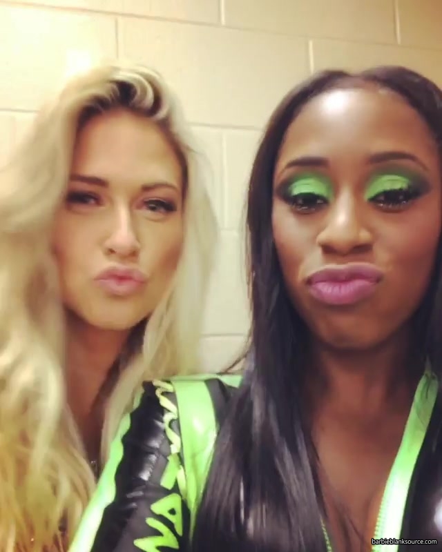 WWE_Superstar_NAOMI_on_Instagram_22Good_times_back_with_my_old_pro_02.jpg