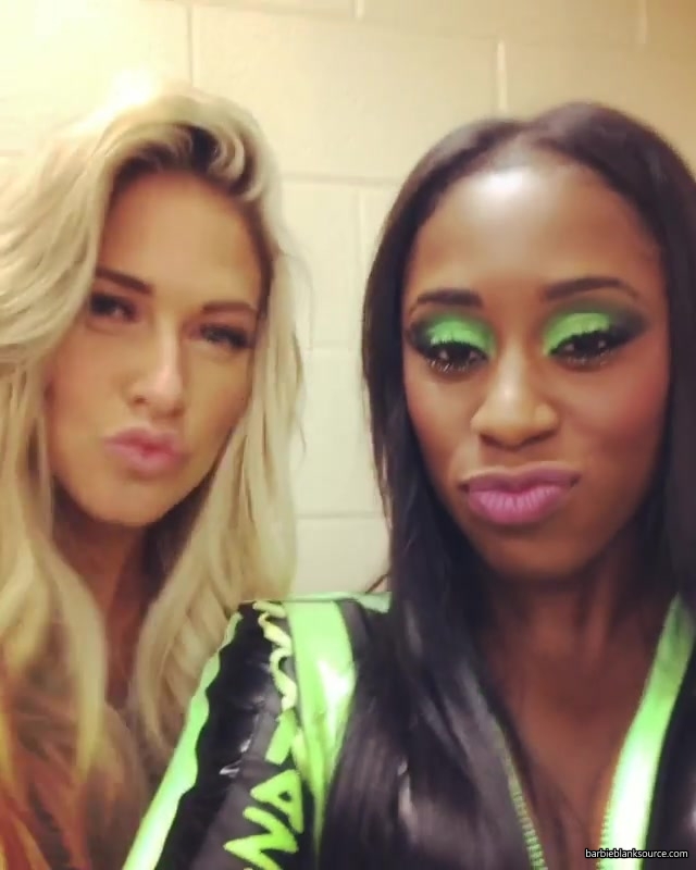 WWE_Superstar_NAOMI_on_Instagram_22Good_times_back_with_my_old_pro_04.jpg